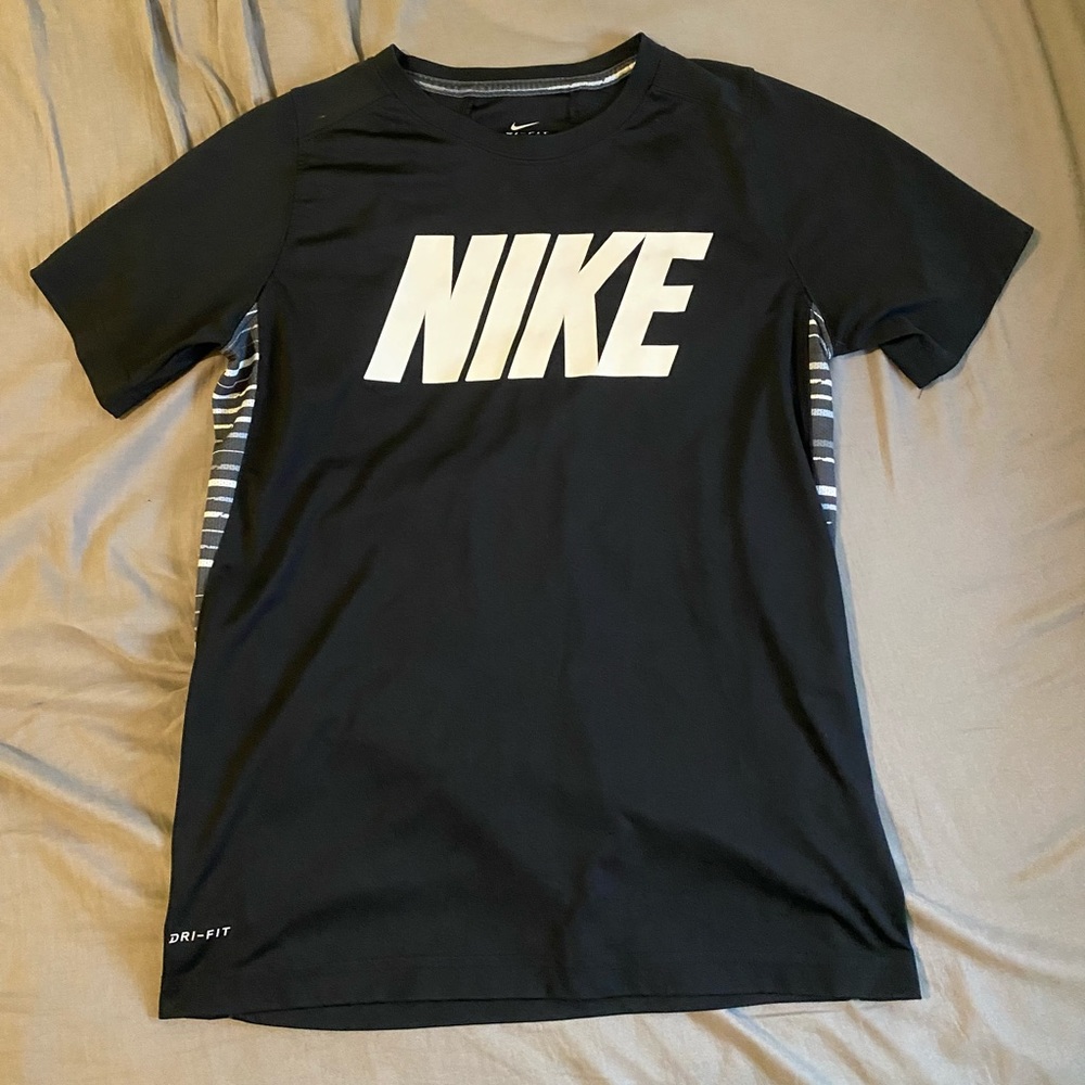 Nike athletic tee